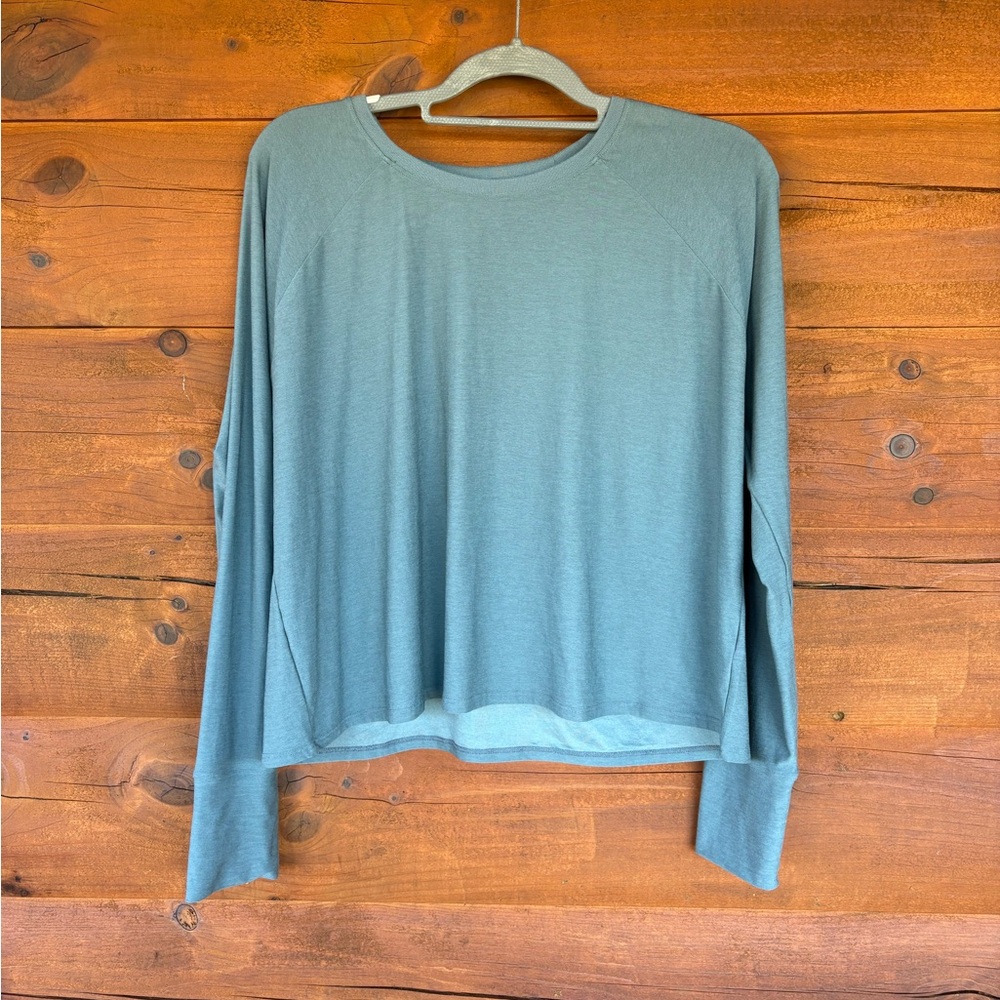 Beyond Yoga Featherweight Daydreamer Pullover Long Sleeve Top Light Blue Medium